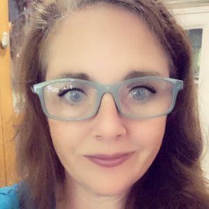 Meet your Posher, Mandy